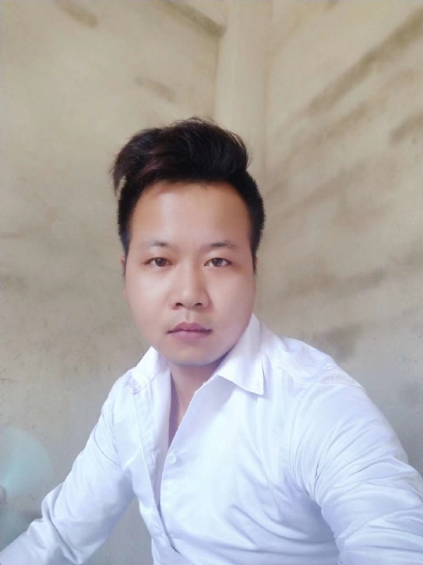 寻觅爱情的第一张照片--东兴中老年相亲网
